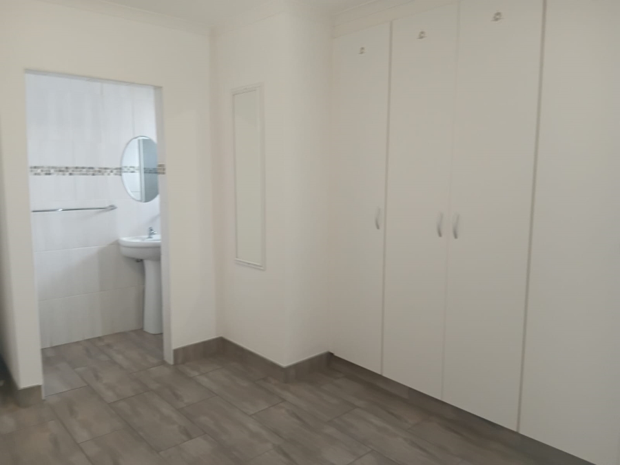 To Let 2 Bedroom Property for Rent in Dana Bay Western Cape